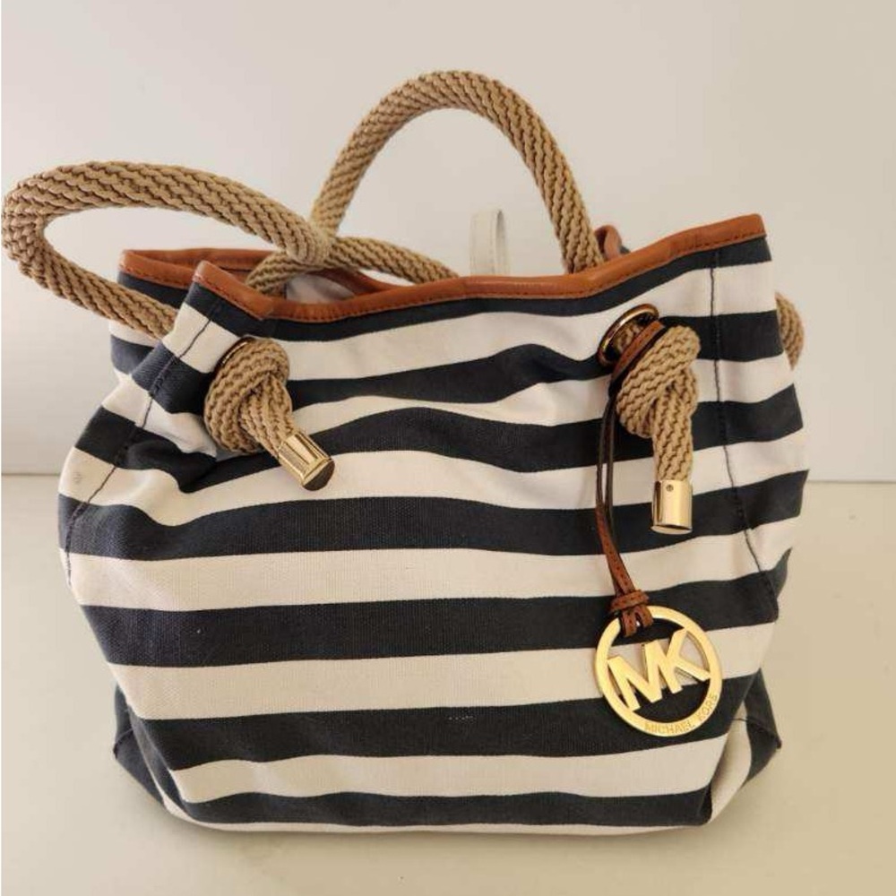 Michael Kors Marina Canvas Women's bag - Navy and White Striped